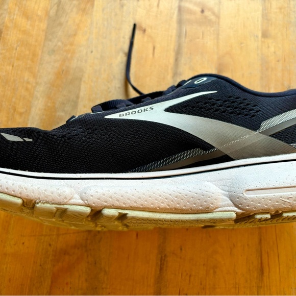 Ladies Brooks Ghost Sneakers Shoes Size 9 W blue immaculate - Picture 7 of 14